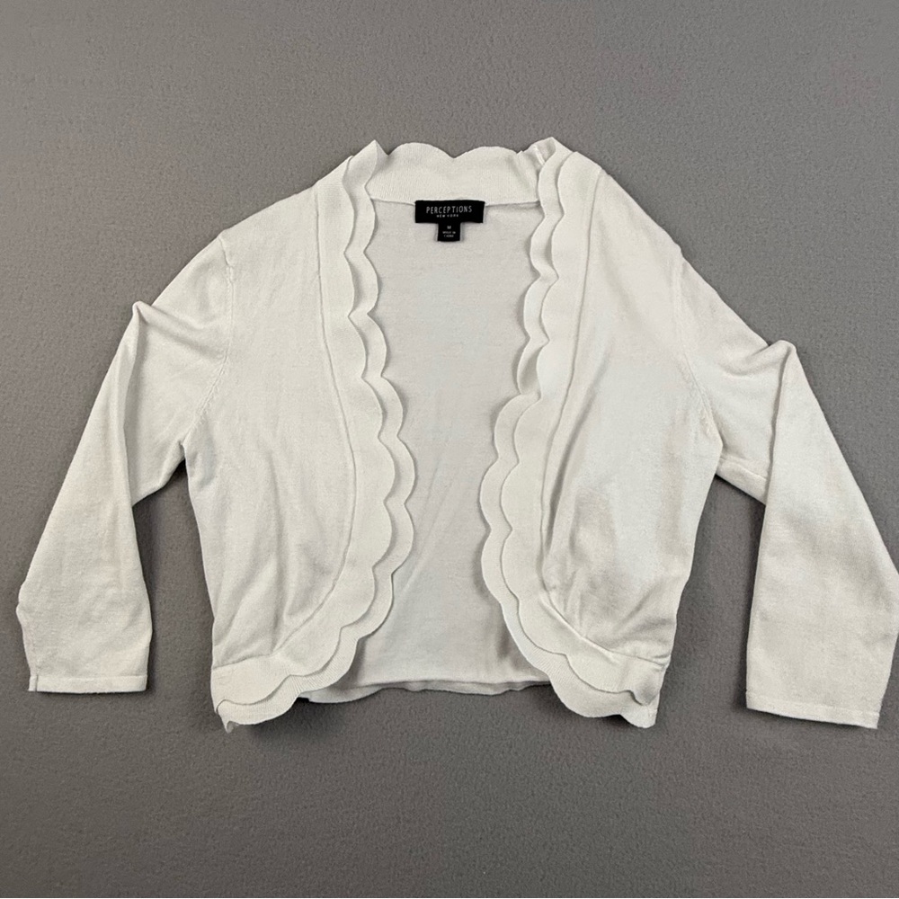 Perceptions New York Cropped Sweater Womens Medium White Scalloped Open Cardigan